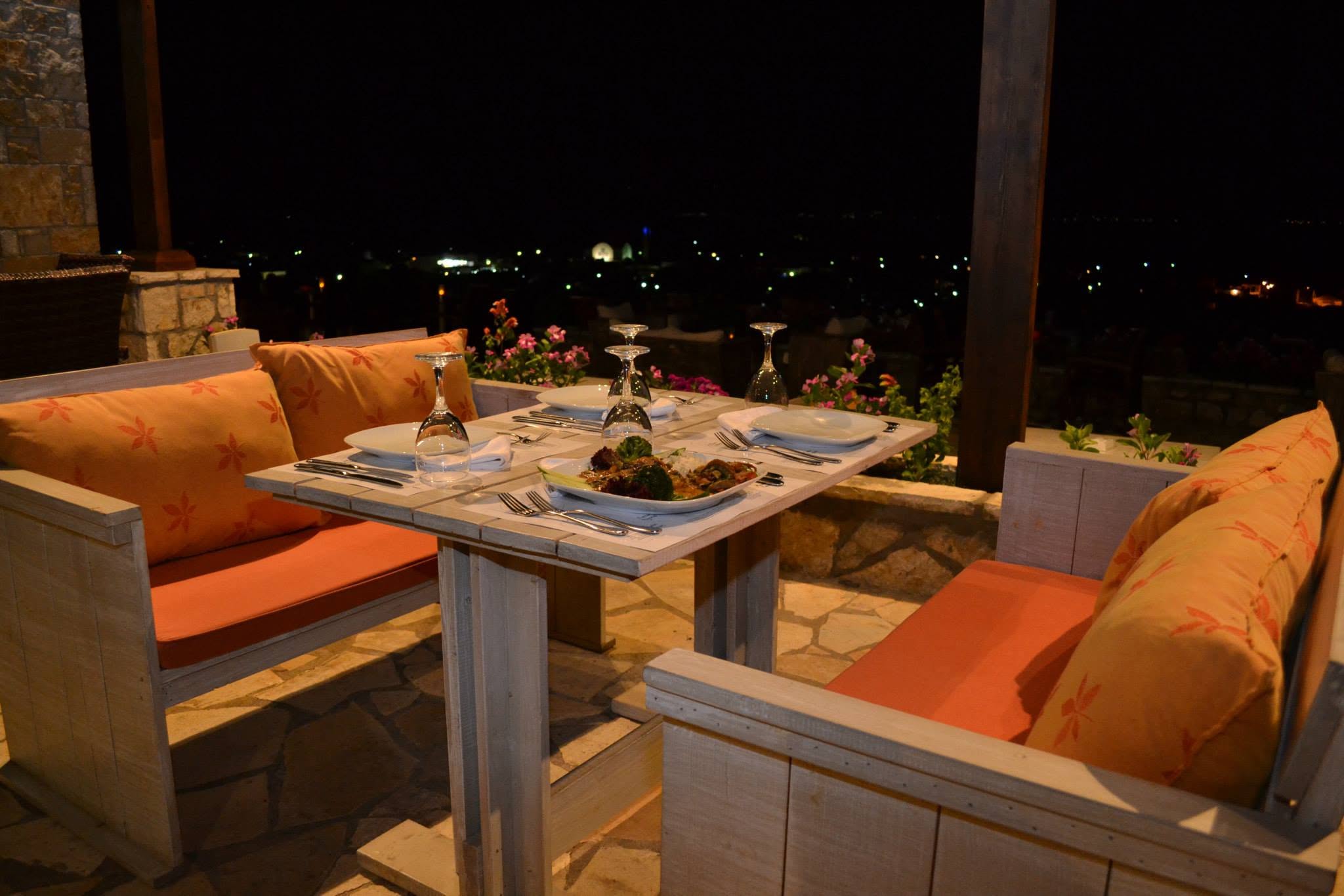 Mediterranean cuisine presentation